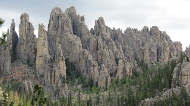 Black-Hills-SD/640x480_Cathedrak Spires Custer.jpg